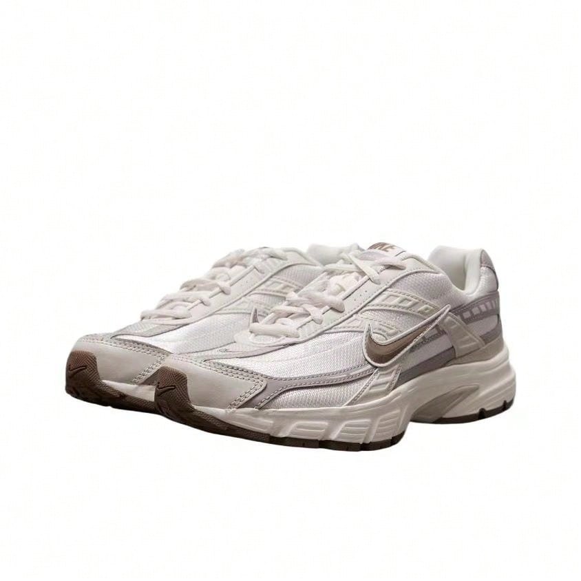 Nike Initiator Comfortable, Sl - đánh giá và giá Women Shoes Nike
