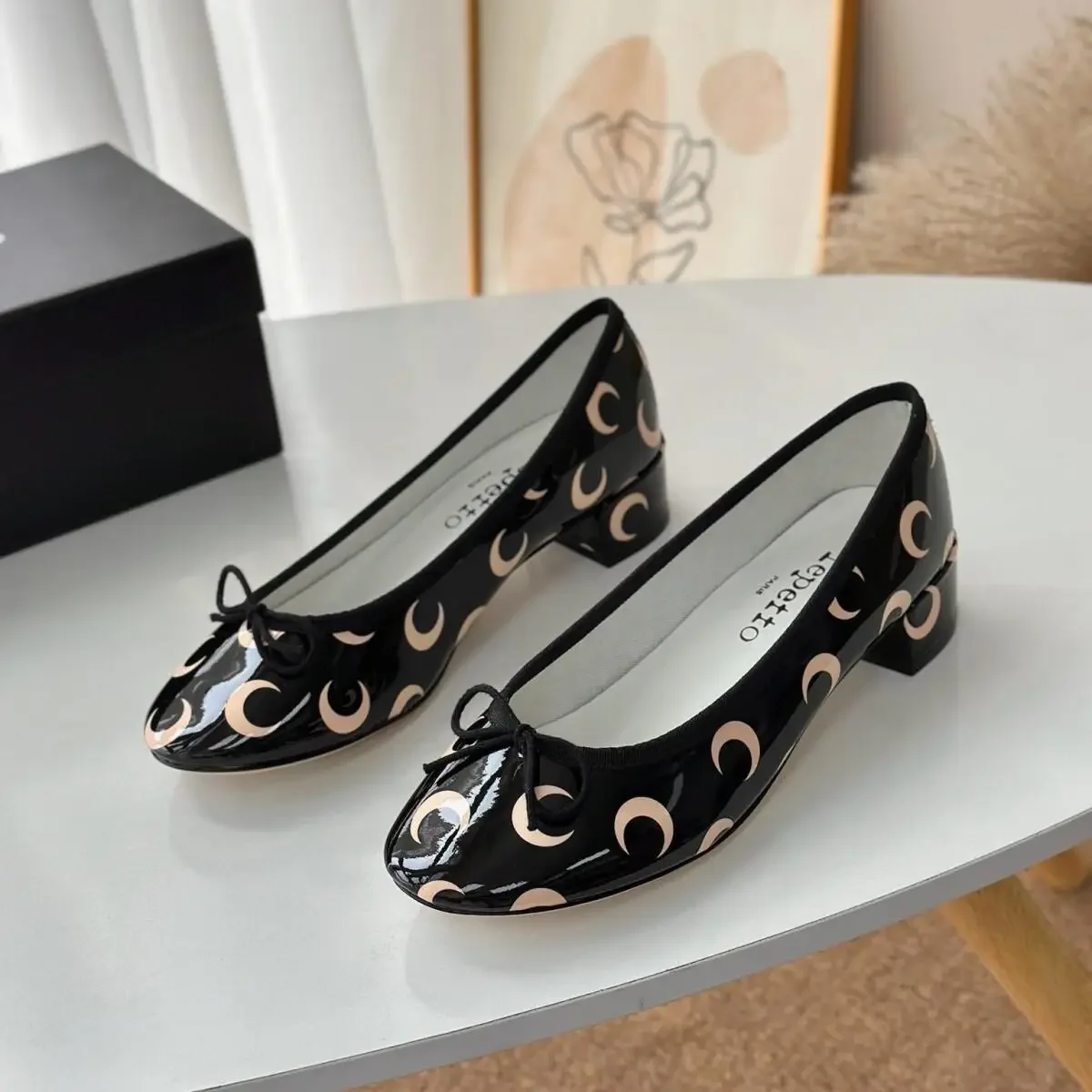 Moon Print Round Toe Ballet Fl - đánh giá và giá Ballet Flat Women