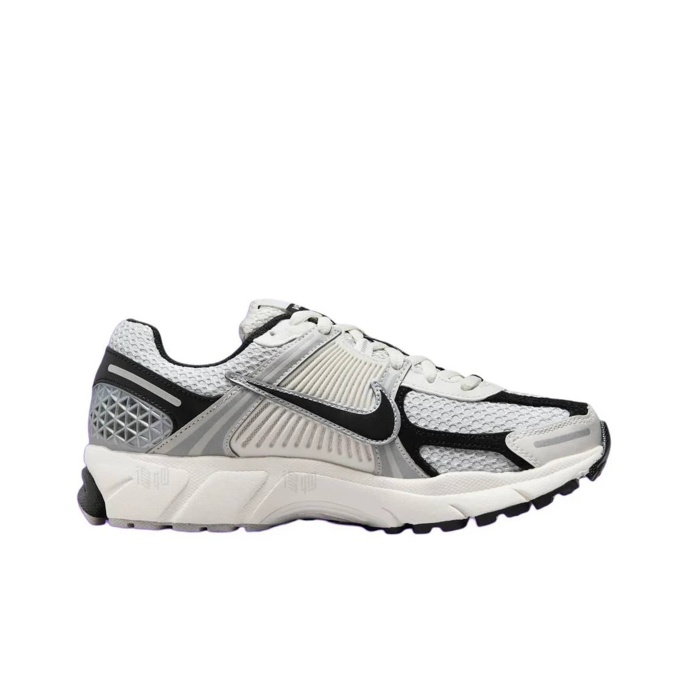 Nike Zoom Vomero 5 Breathable  - đánh giá và giá Women Shoes Nike