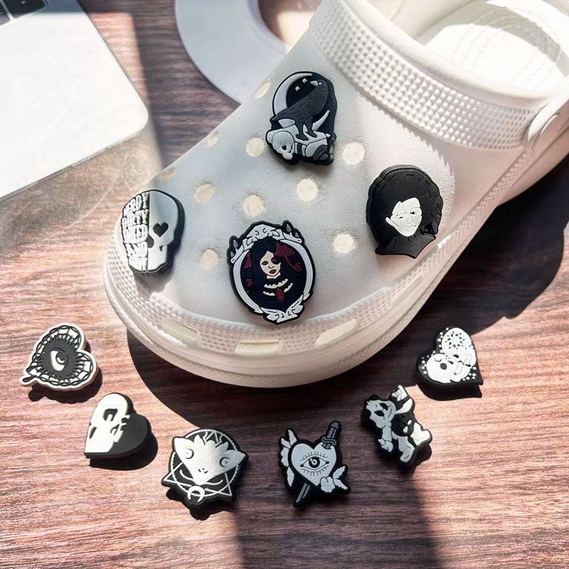 Halloween Skull Shoe Charms fo - đánh giá và giá Croc Style Clog